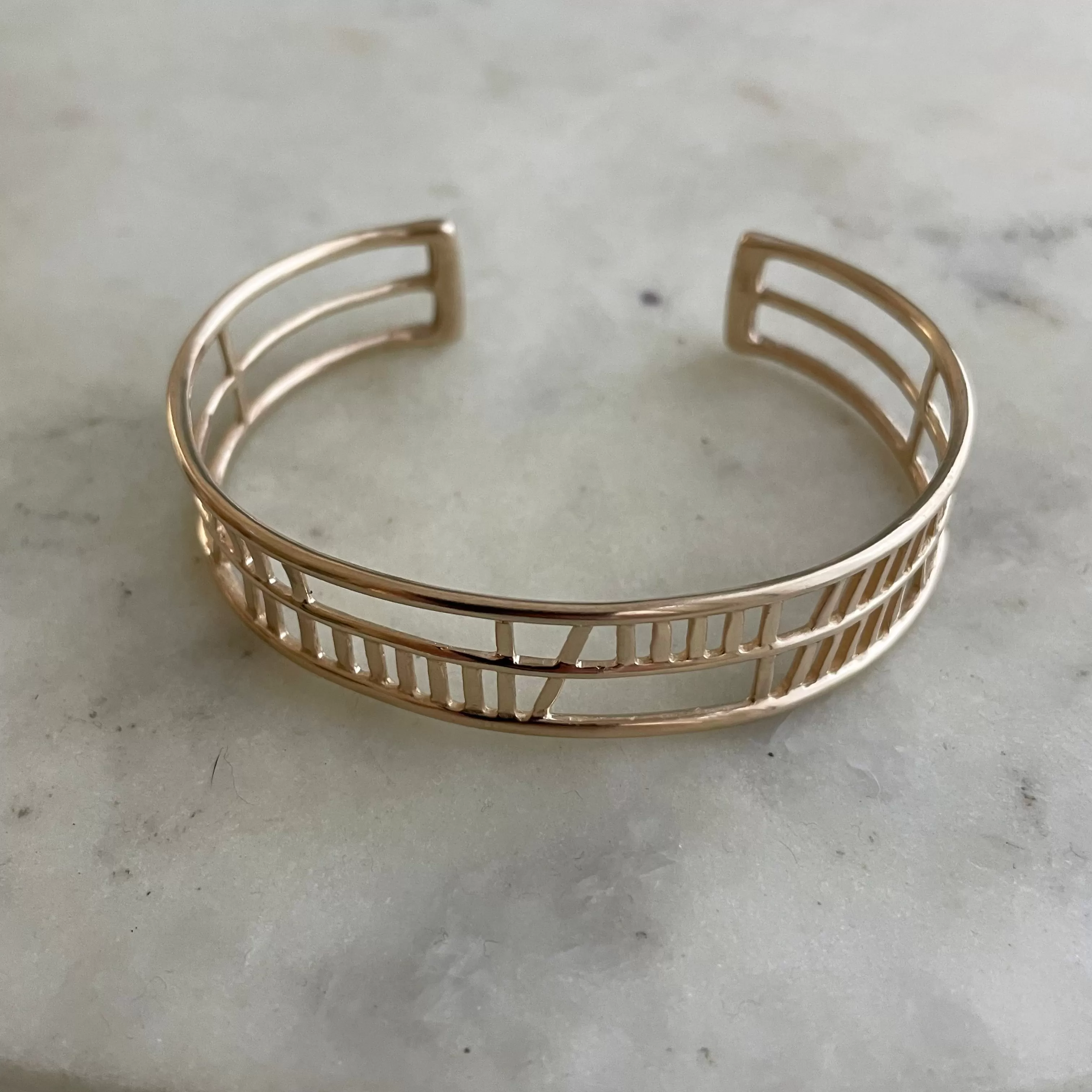 14K GOLD SOUL FRIEND CUFF