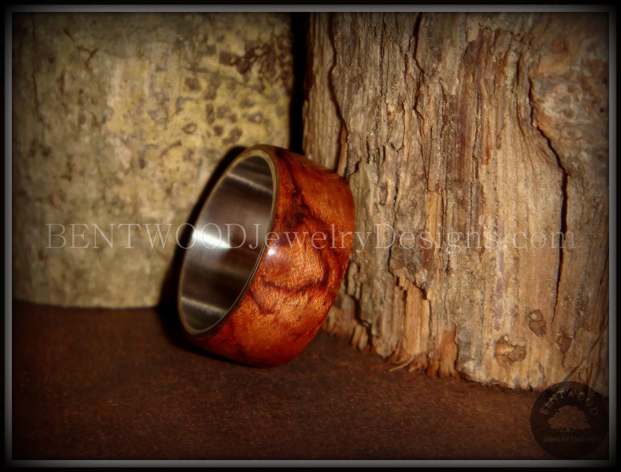 Bentwood Ring - Waterfall Bubinga Wood Ring with Surgical Grade Stainless Steel Comfort Fit Metal Core