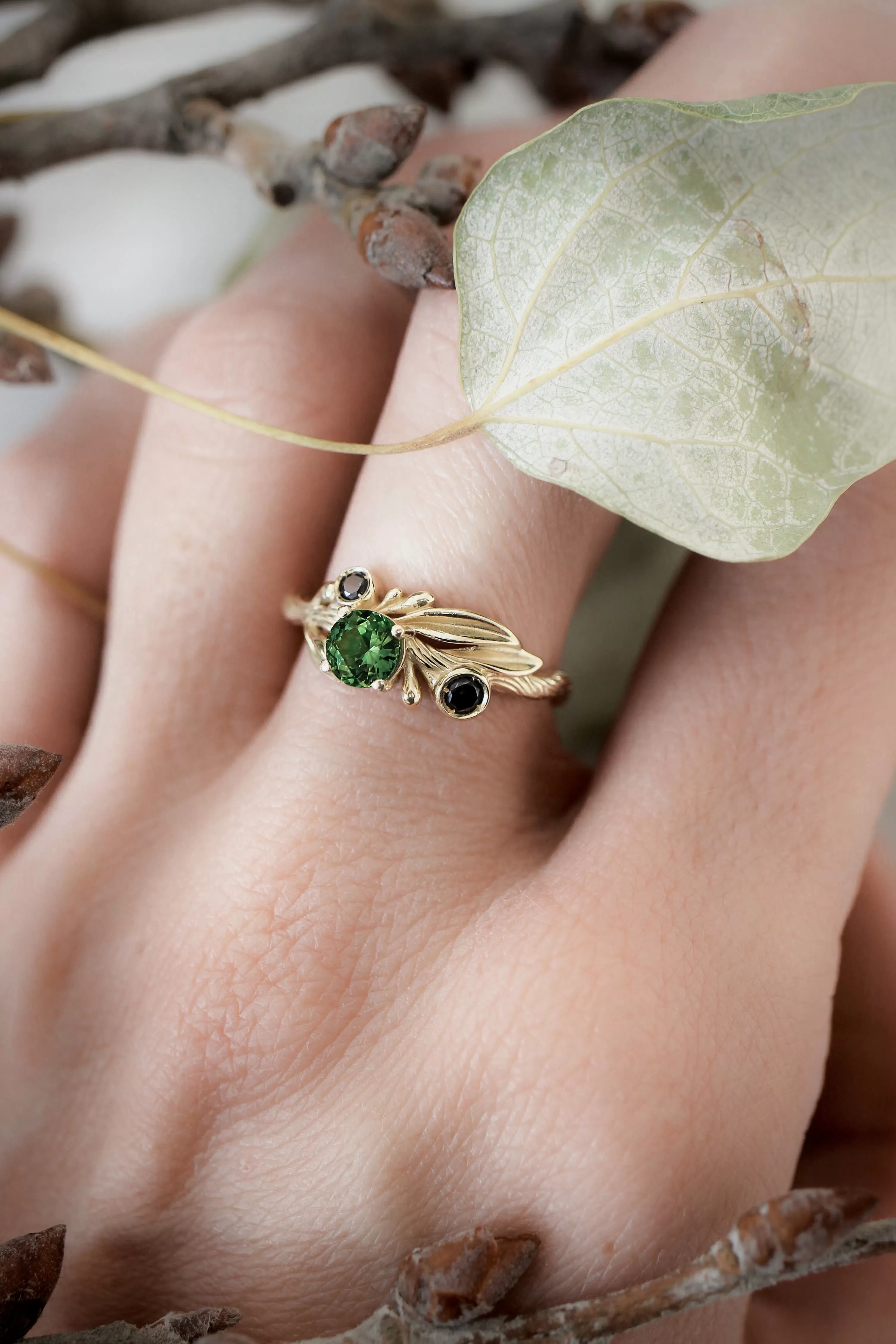 Bridal ring set with green tourmaline and black diamonds / Olivia