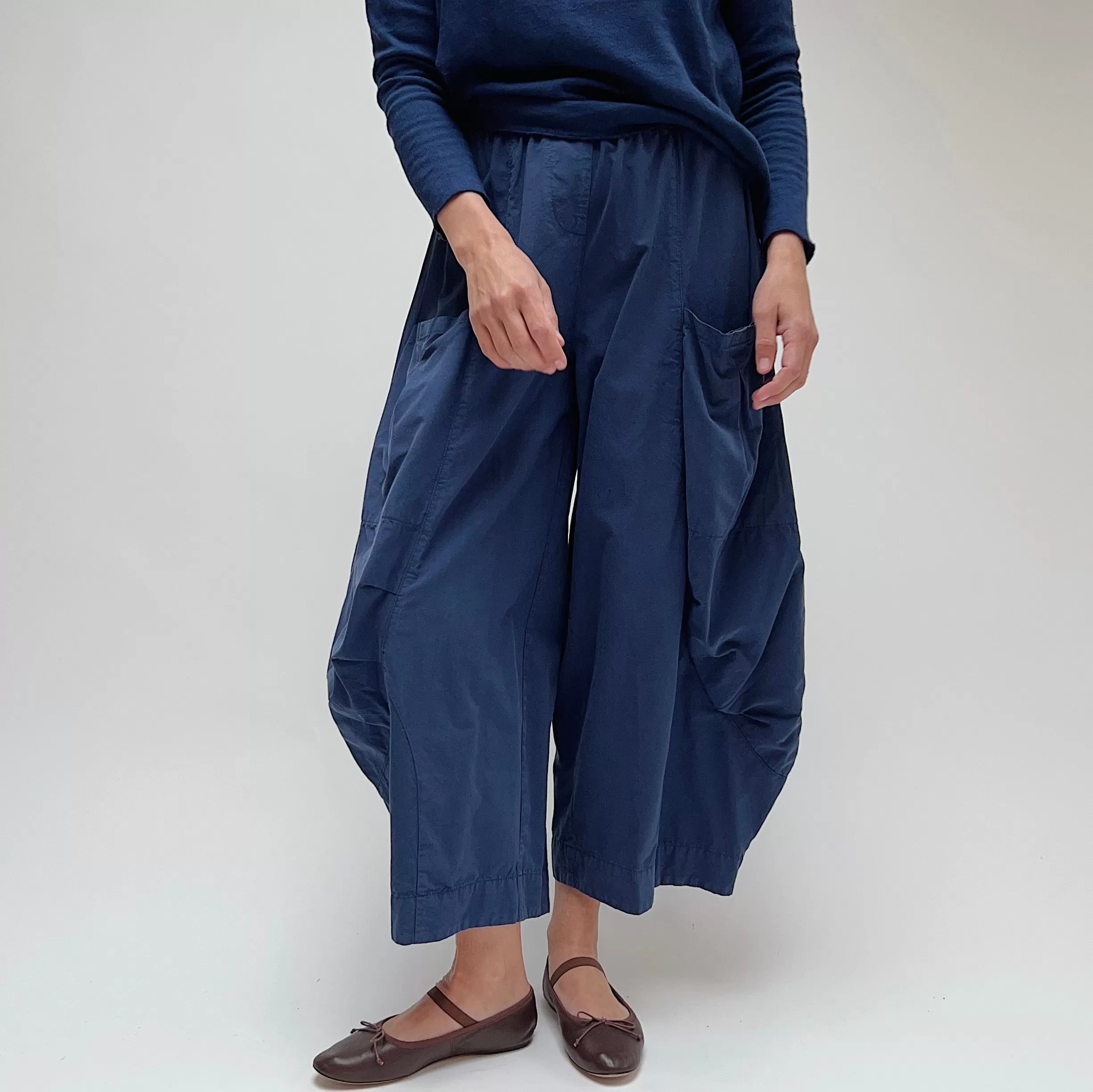 Eleven Stitch | Double Pocket Cotton Pant in Midnight