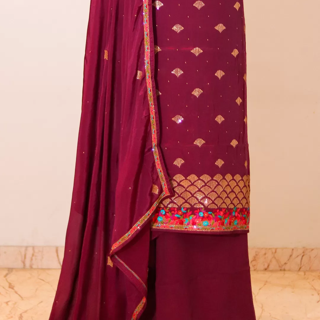 Handcrafted Embroidered Ethnic Suit with Cotton Silk Fabric