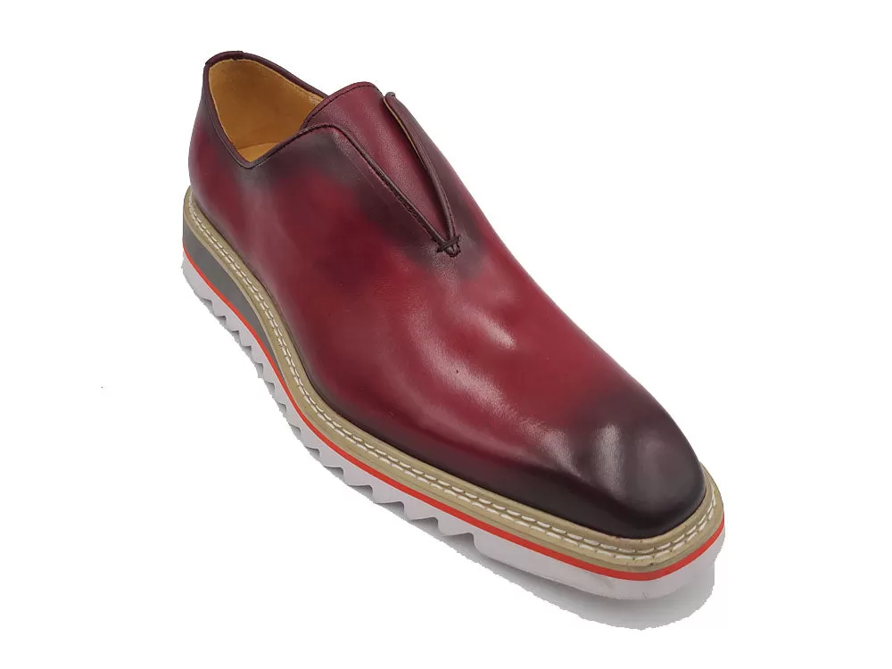 Laceless Loafer with Contrast color lightweight sole