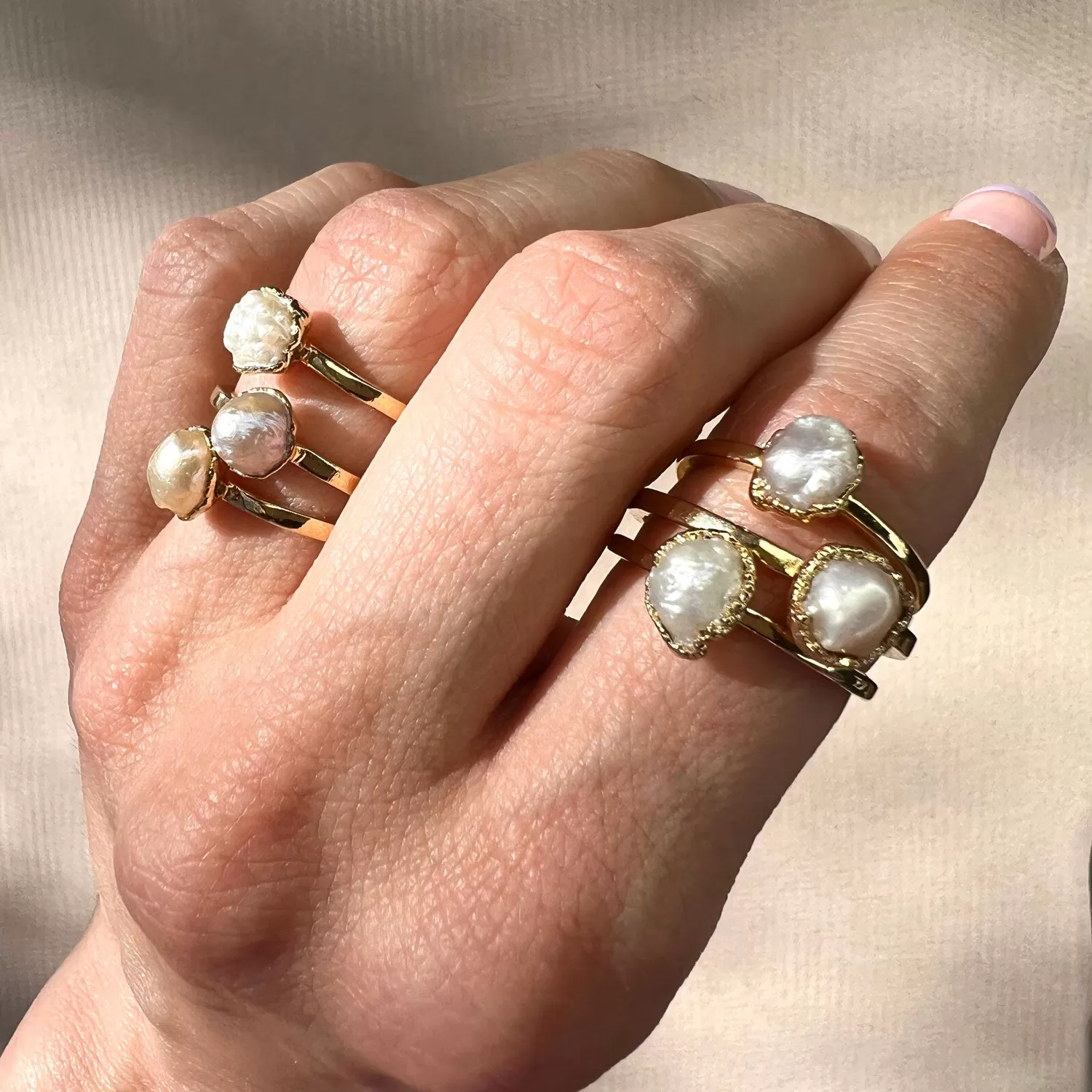 Pearl Ring - Multiple Sizes - SS01