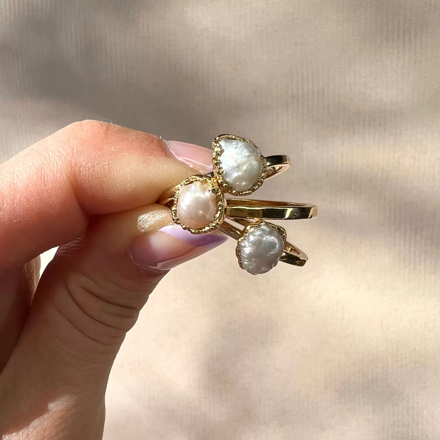 Pearl Ring - Multiple Sizes - SS01