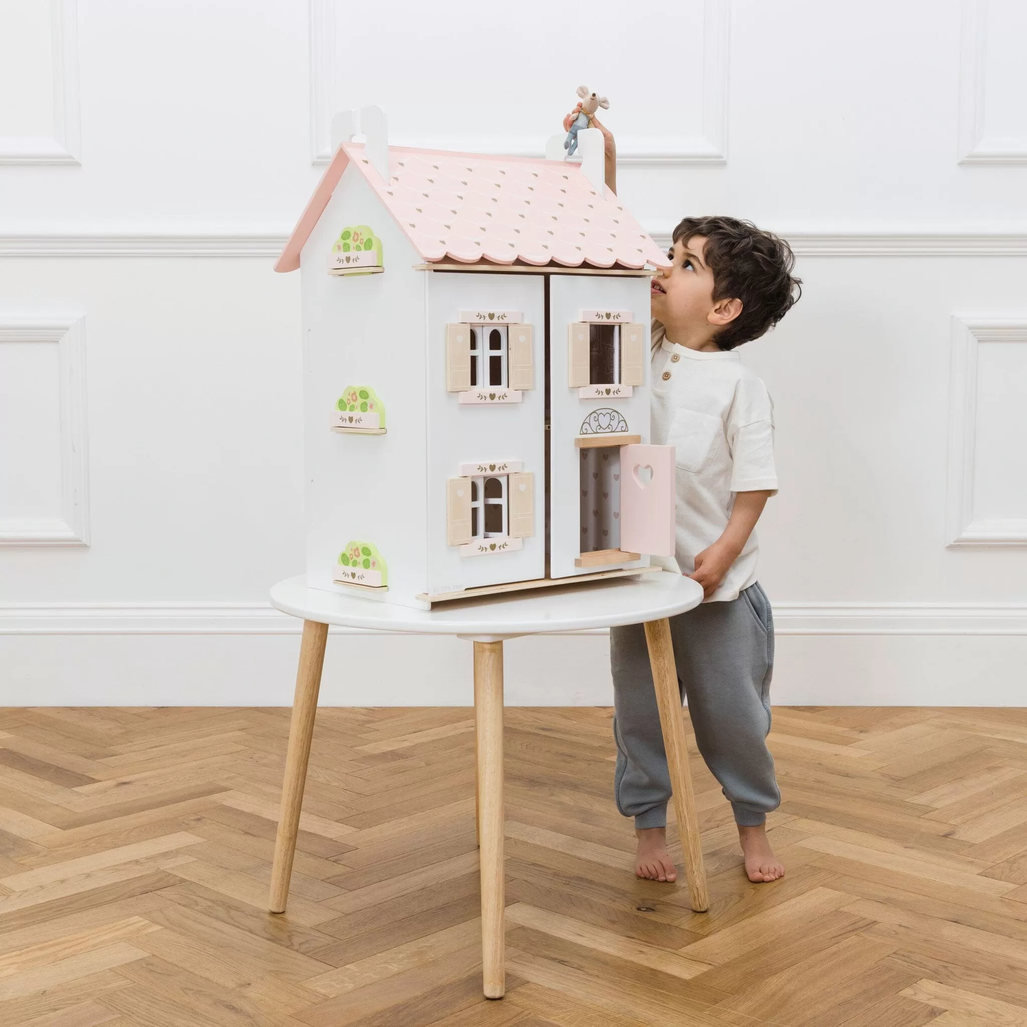 Roseheart Wooden Dolls House