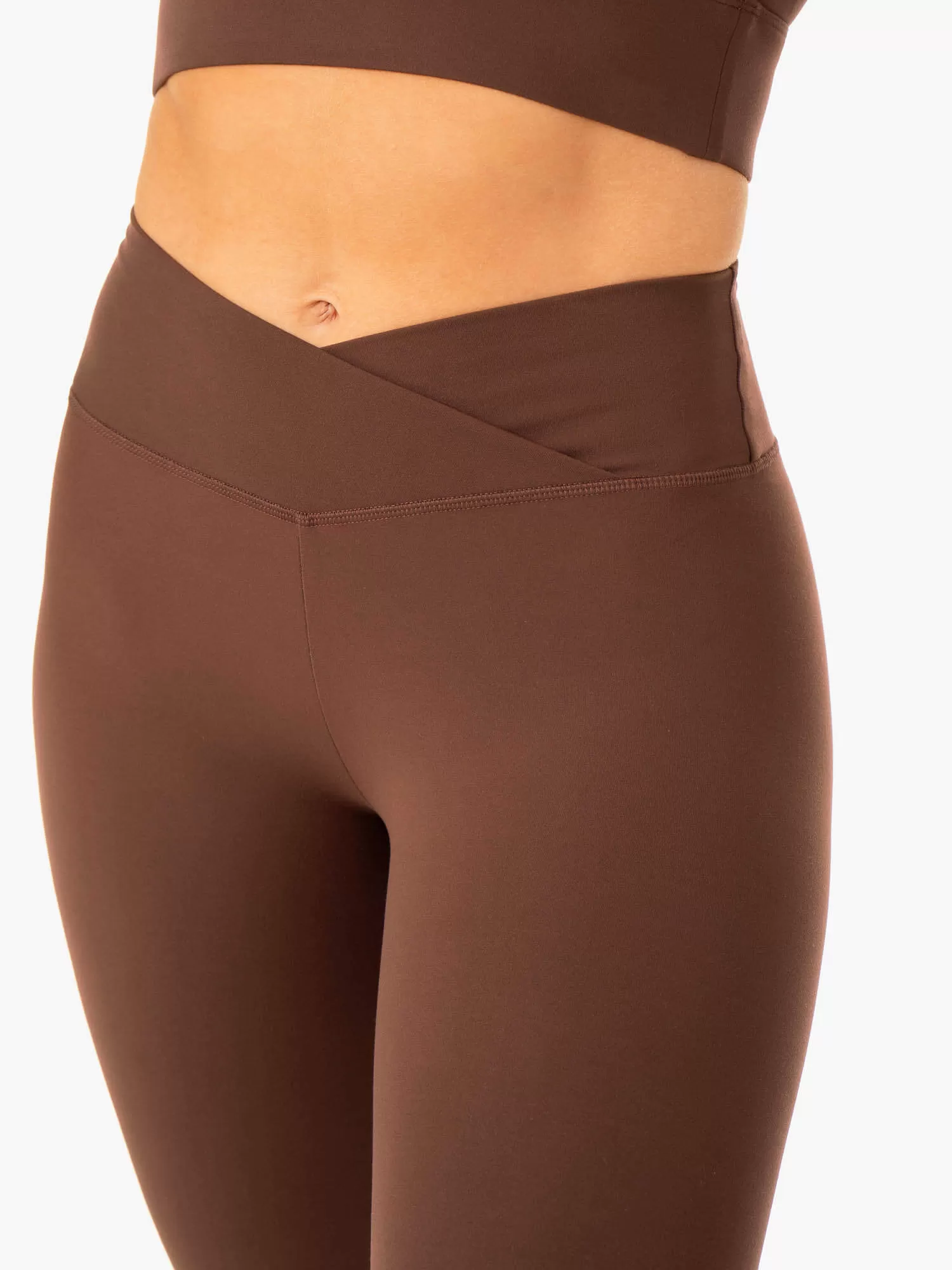 Serene Cross Over Scrunch Leggings - Chocolate