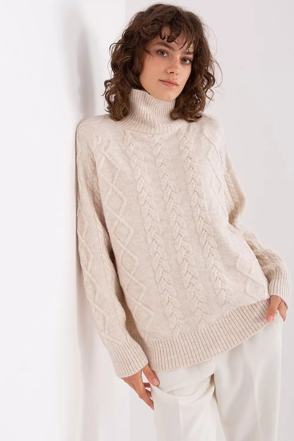 Trendy & Snuggly Turtleneck